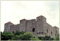 Замок ускоков в г.Сенья